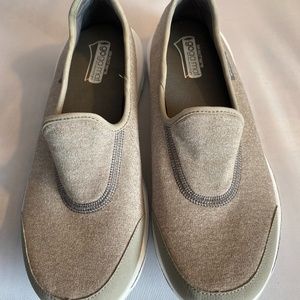 SKECHERS GO WALK RESALYTE WALKING SHOES